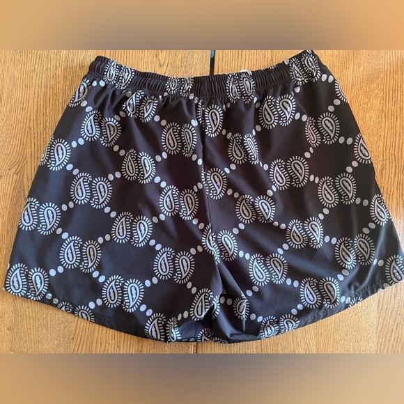 Paisley Pattern Shorts - Picture 2 of 2